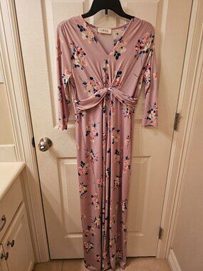 NWOT Peach Lane Medium Pink Floral Maxi Dress